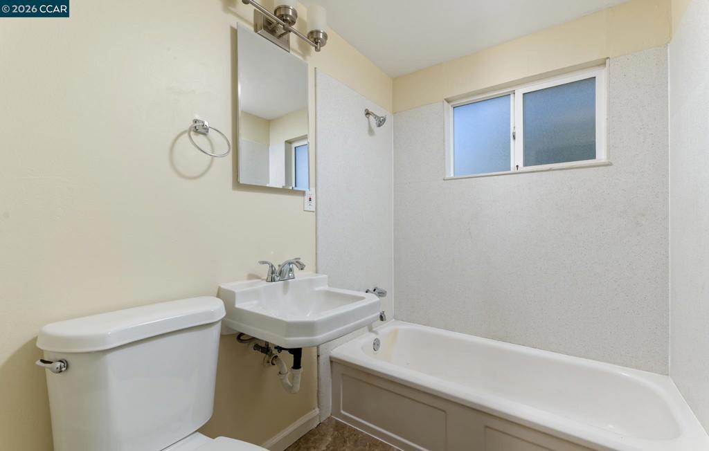223 Los Altos Pl Property Photo 6