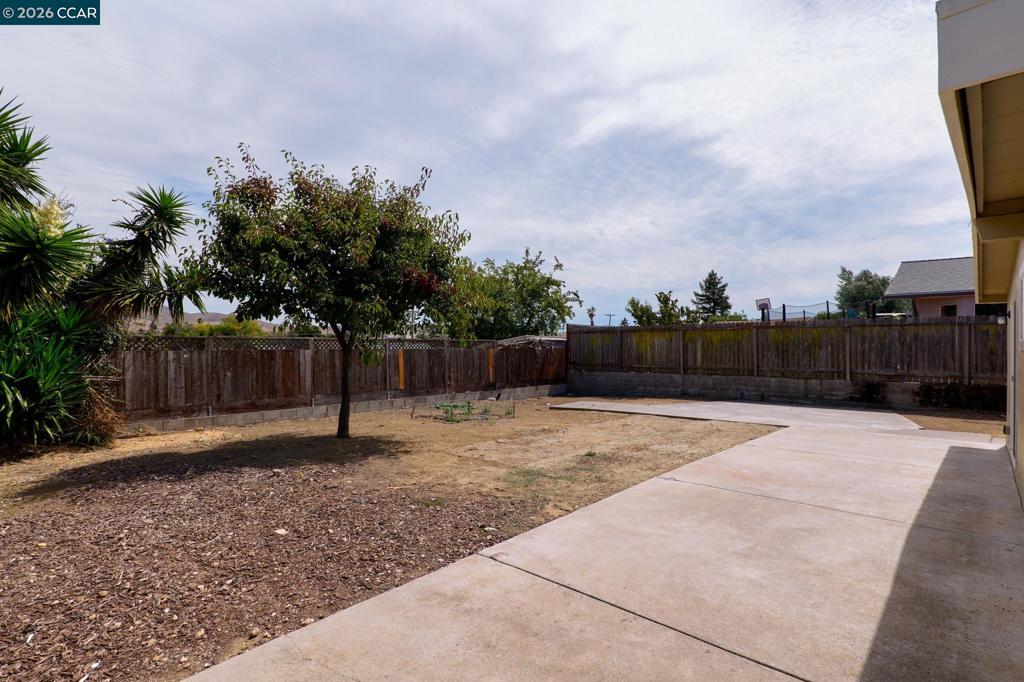 223 Los Altos Pl Property Photo 20