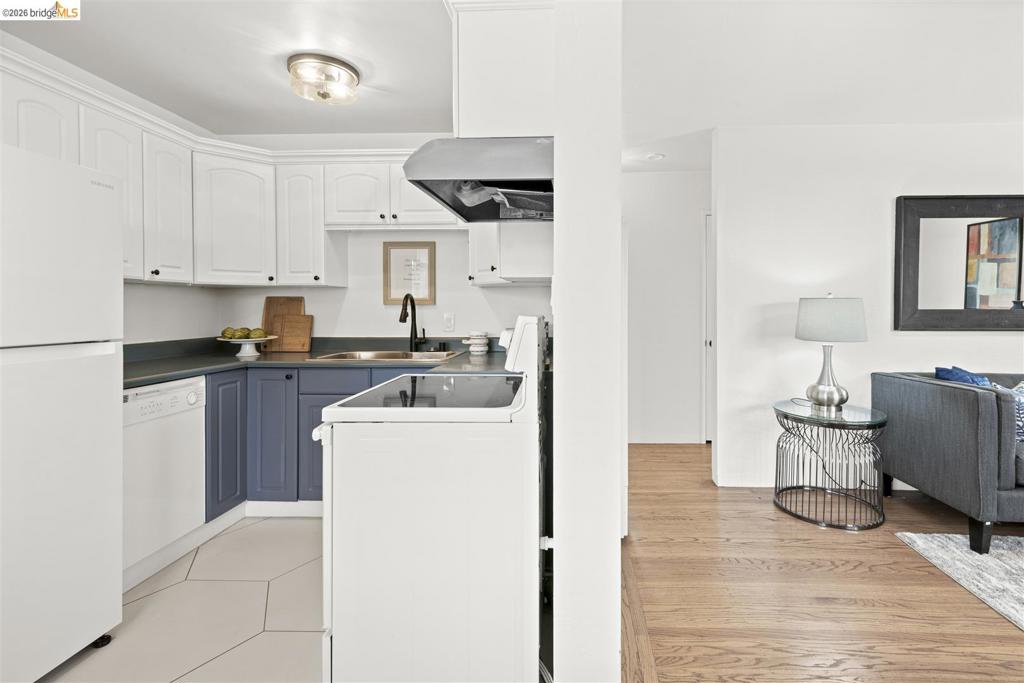 8 Whitmore Pl Property Photo 9
