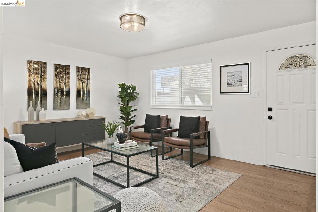 8 Whitmore Pl Property Photo 19
