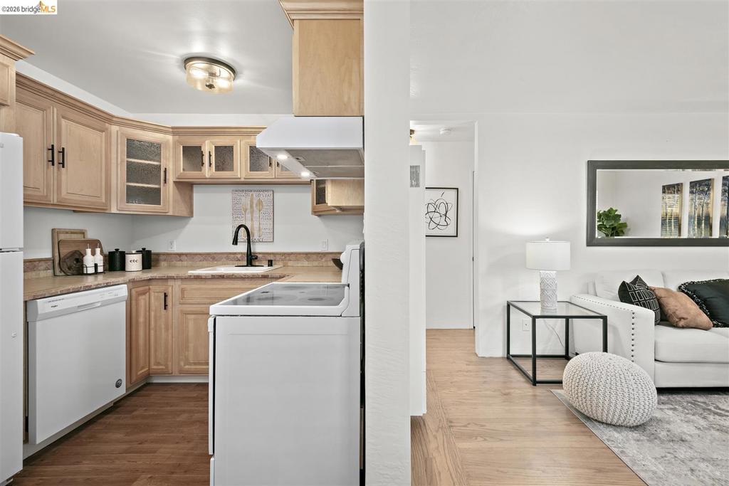 8 Whitmore Pl Property Photo 23
