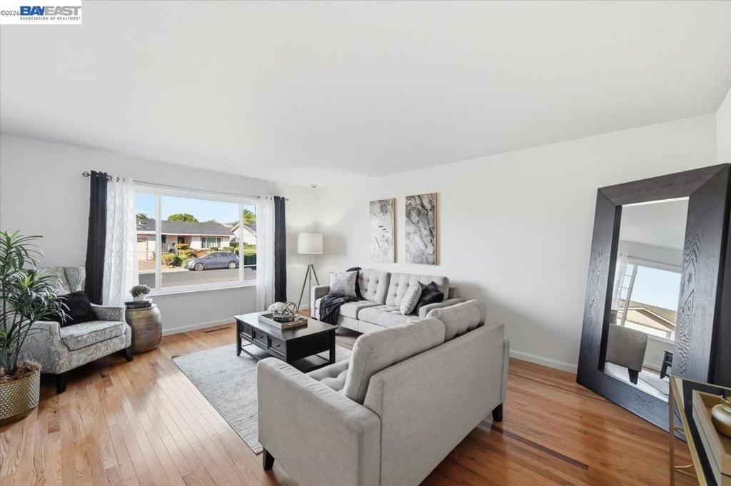 32253 Devonshire Property Photo 11