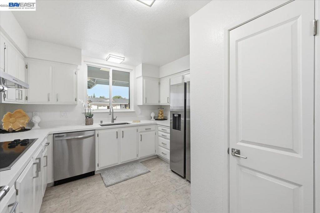 32253 Devonshire Property Photo 24