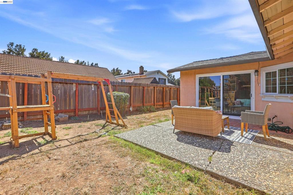 2640 Beecham Property Photo 25