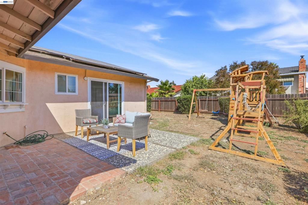 2640 Beecham Property Photo 26