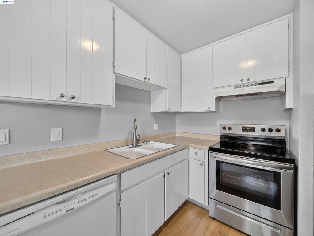 185 Union Ave 14 Property Photo 14