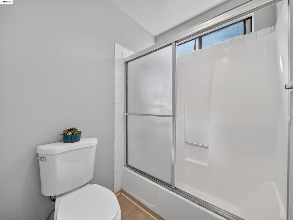 185 Union Ave 14 Property Photo 23