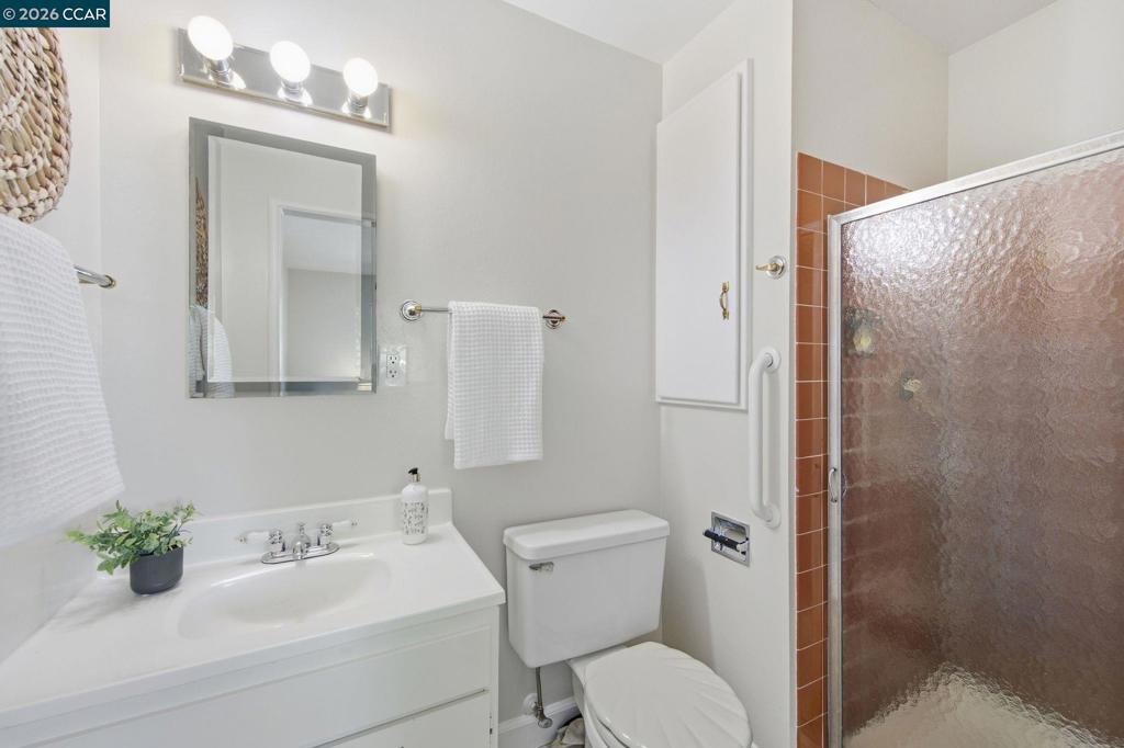 2465 Wright Ave Property Photo 19