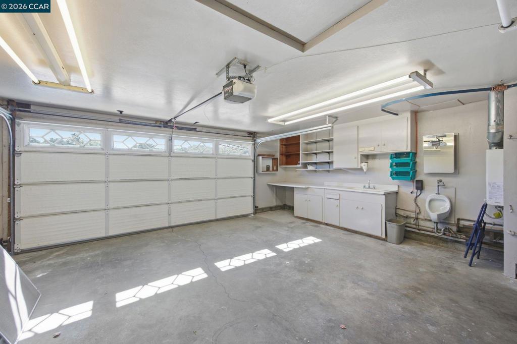 2465 Wright Ave Property Photo 34