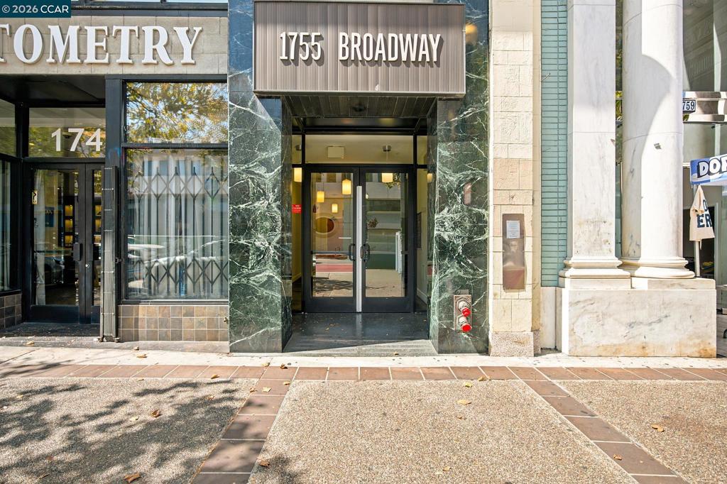 1755 Broadway 23 Property Photo 1