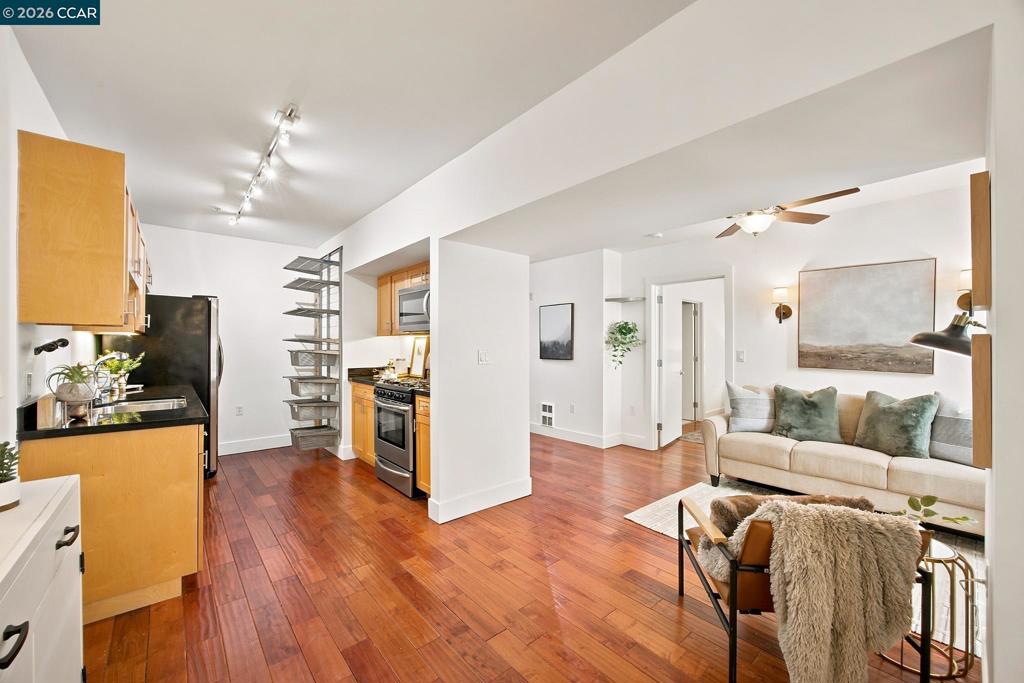 1755 Broadway 23 Property Photo 5