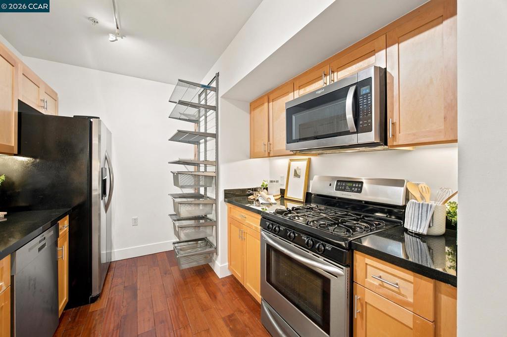 1755 Broadway 23 Property Photo 7