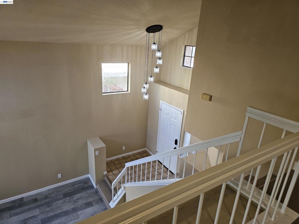 1063 Mepham Dr Property Photo 21