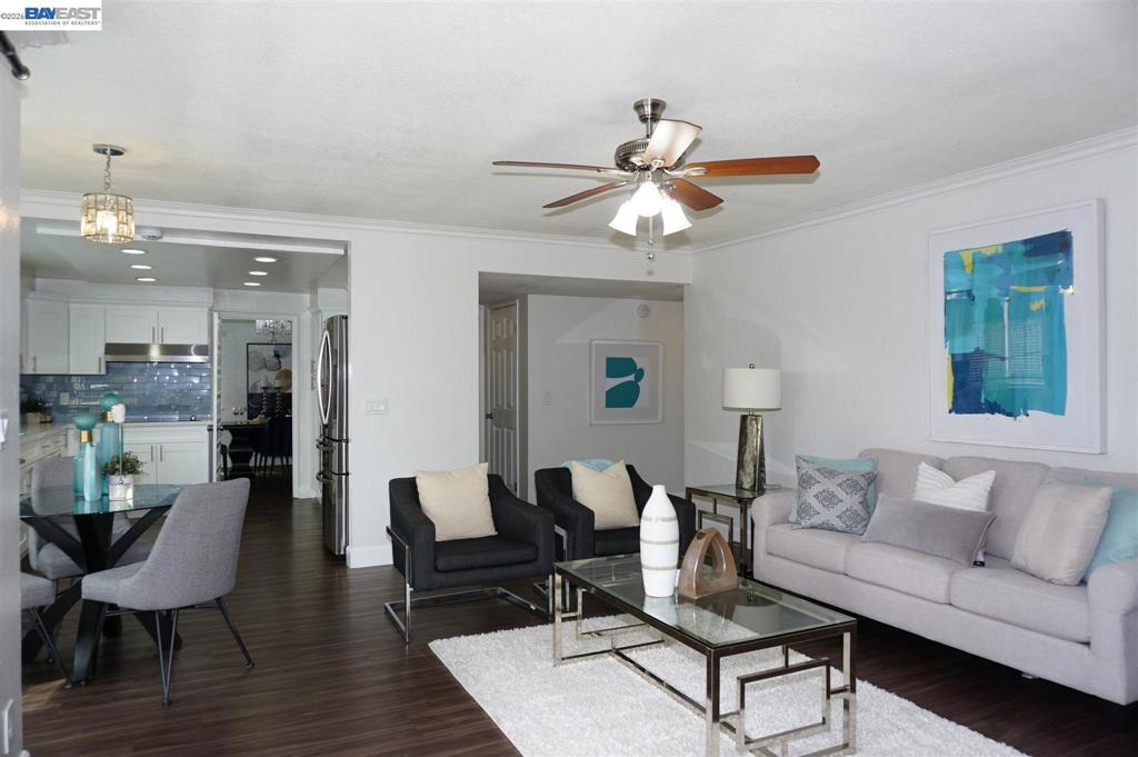 3653 Pimlico Dr Property Photo 16