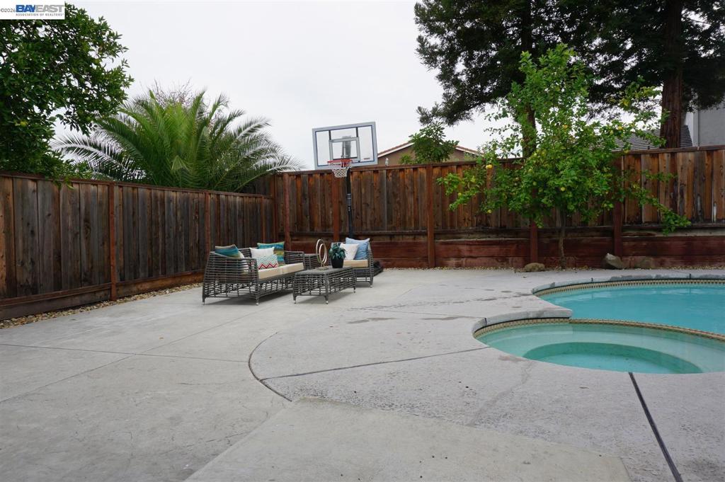 3653 Pimlico Dr Property Photo 41