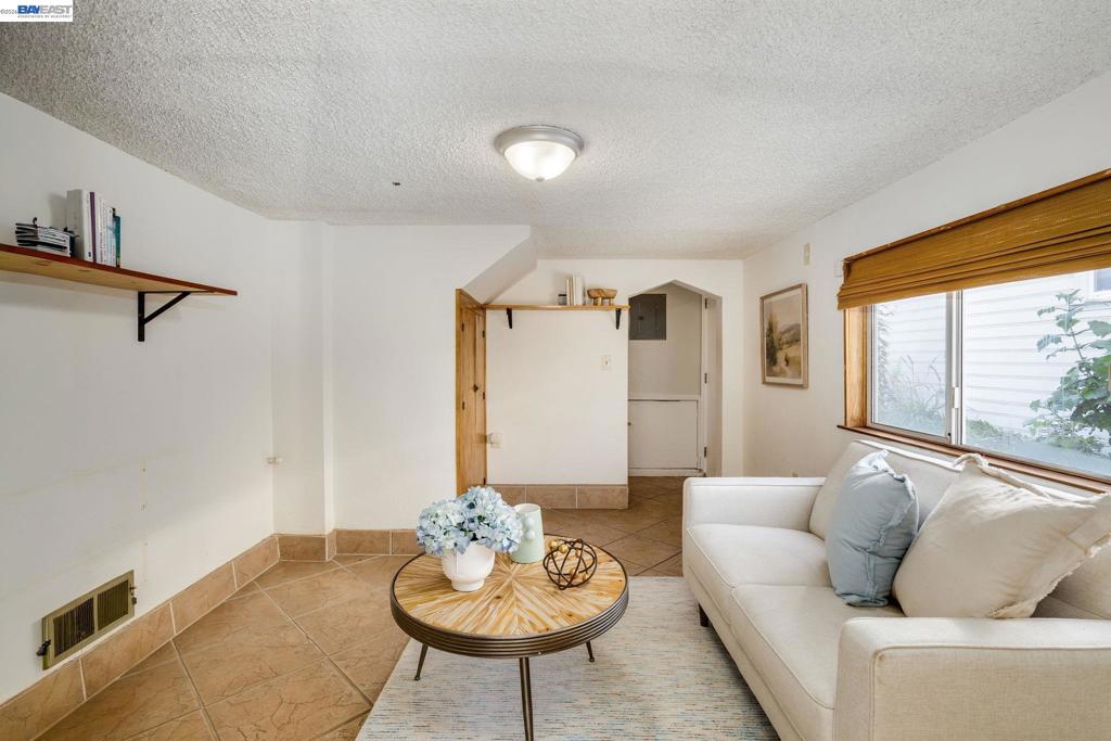 1914 105th Ave Property Photo 37