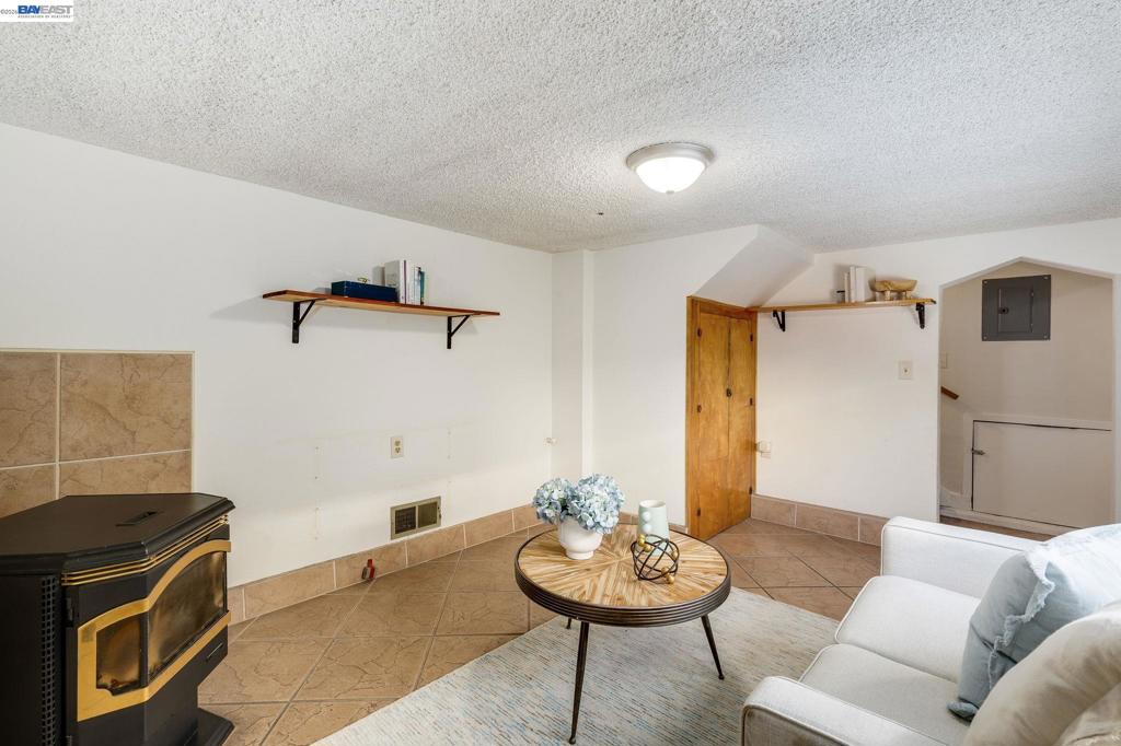 1914 105th Ave Property Photo 38