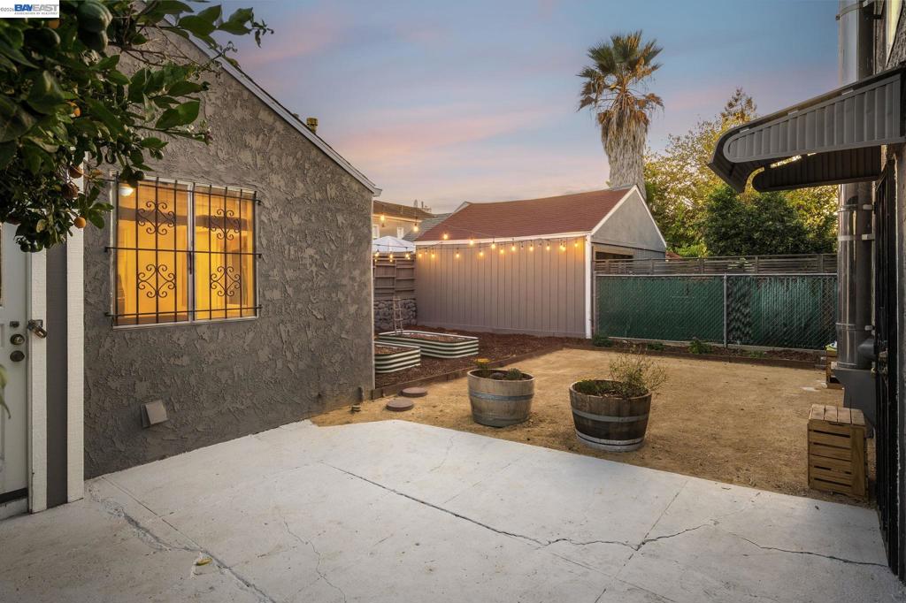 1914 105th Ave Property Photo 43