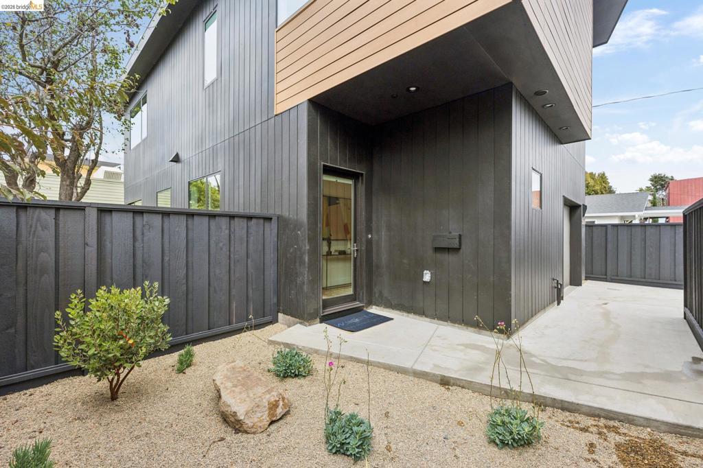1523 Stuart Property Photo 62