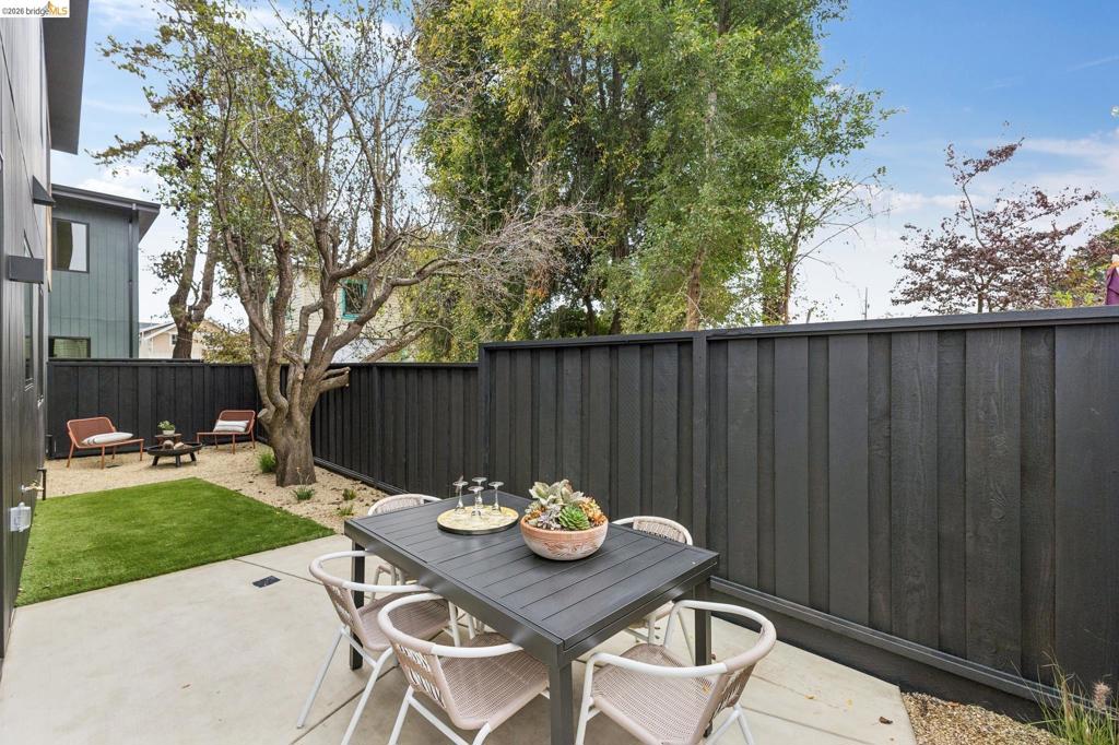 1523 Stuart Property Photo 64