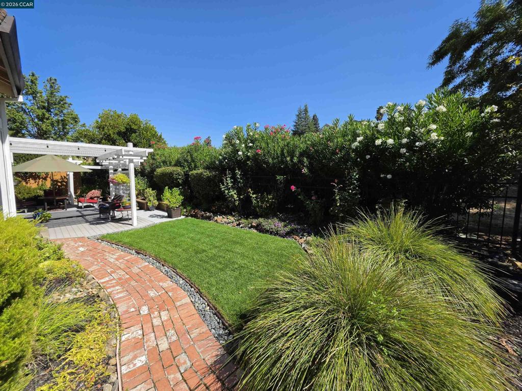 1808 Eagle Peak Ave Property Photo 37