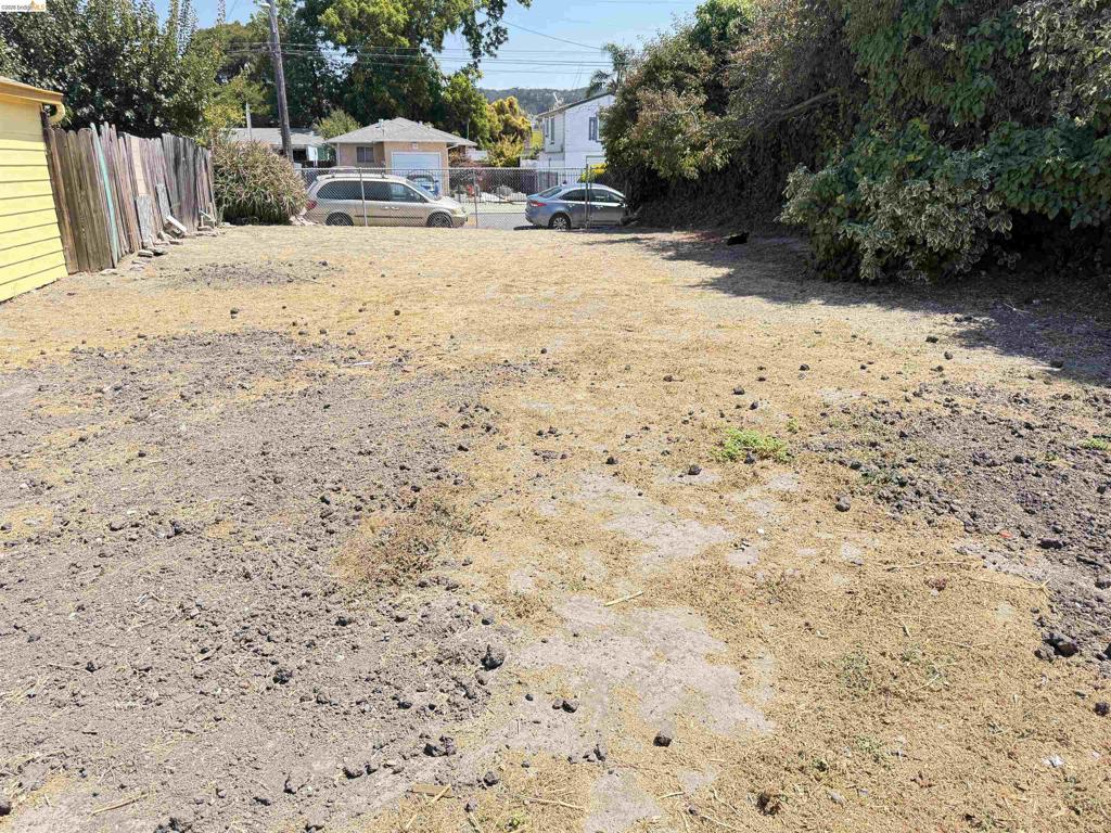 Olive St Property Photo 1
