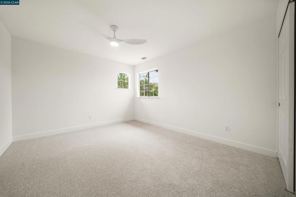 636 Dunhill Dr Property Photo 25