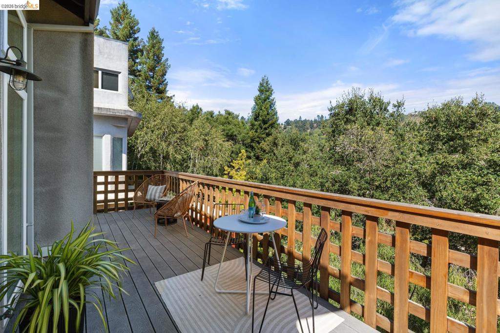 6872 Sherwick Dr Property Photo 15