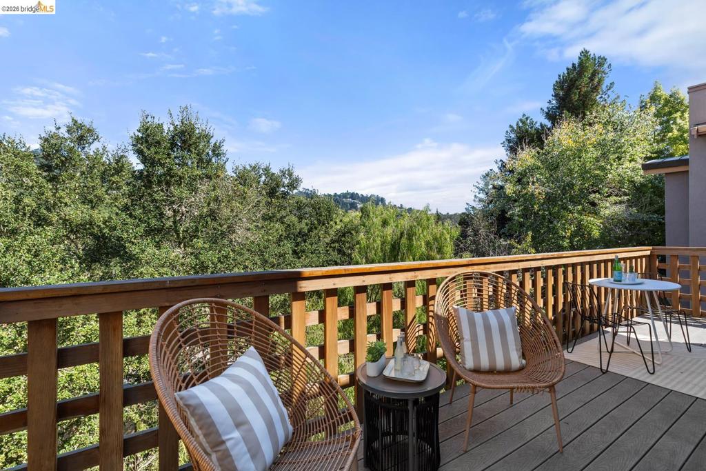 6872 Sherwick Dr Property Photo 17