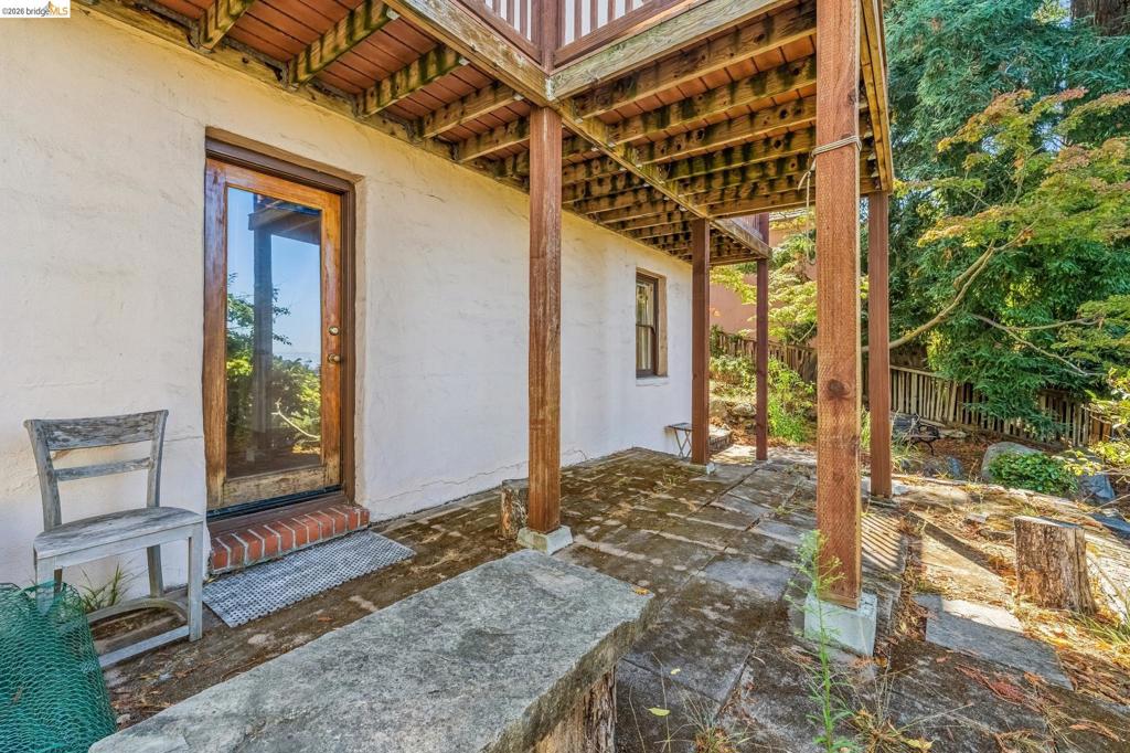 1466 Scenic Ave Property Photo 33