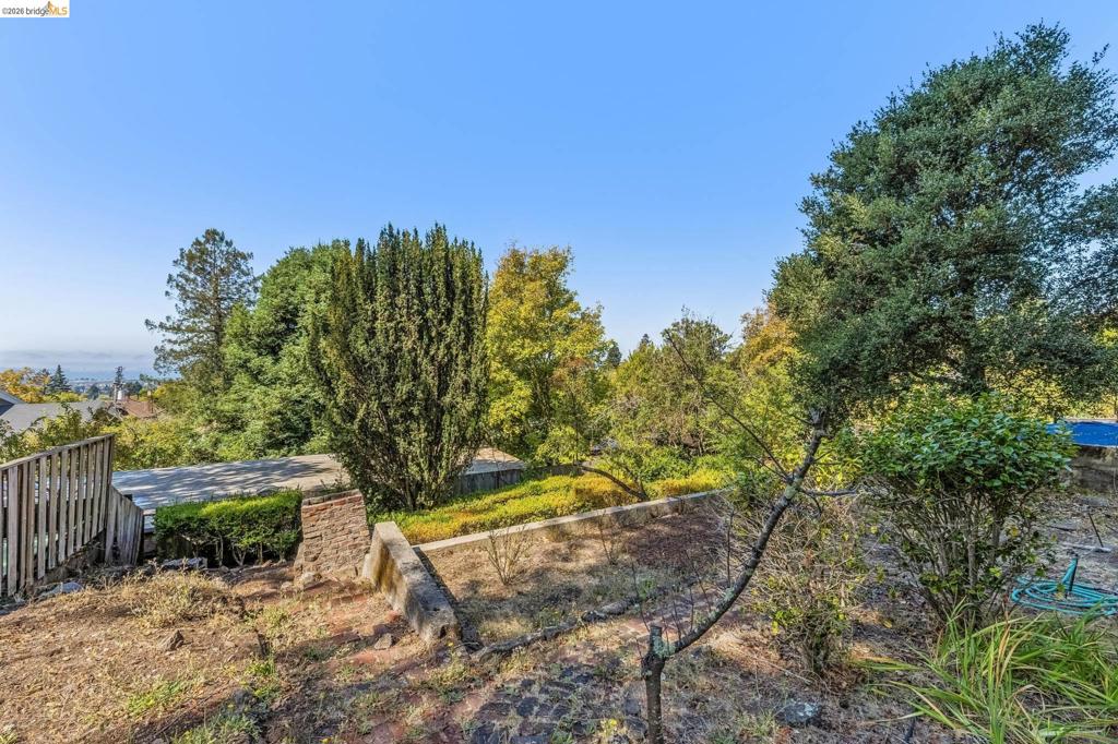 1466 Scenic Ave Property Photo 38