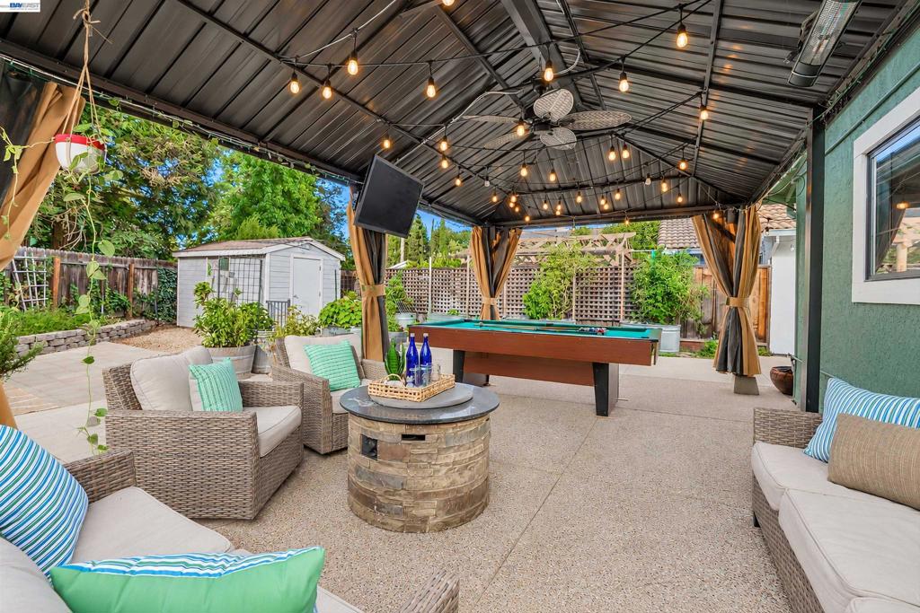 5520 Rainflower Dr Property Photo 1