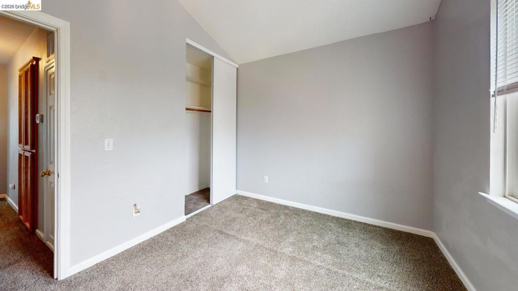 1032 Twinbridge Court Property Photo 7
