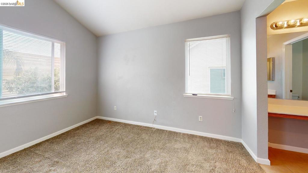 1032 Twinbridge Court Property Photo 11