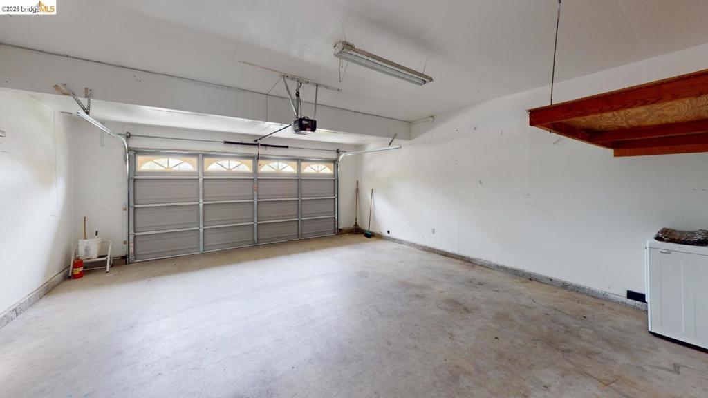 1032 Twinbridge Court Property Photo 14