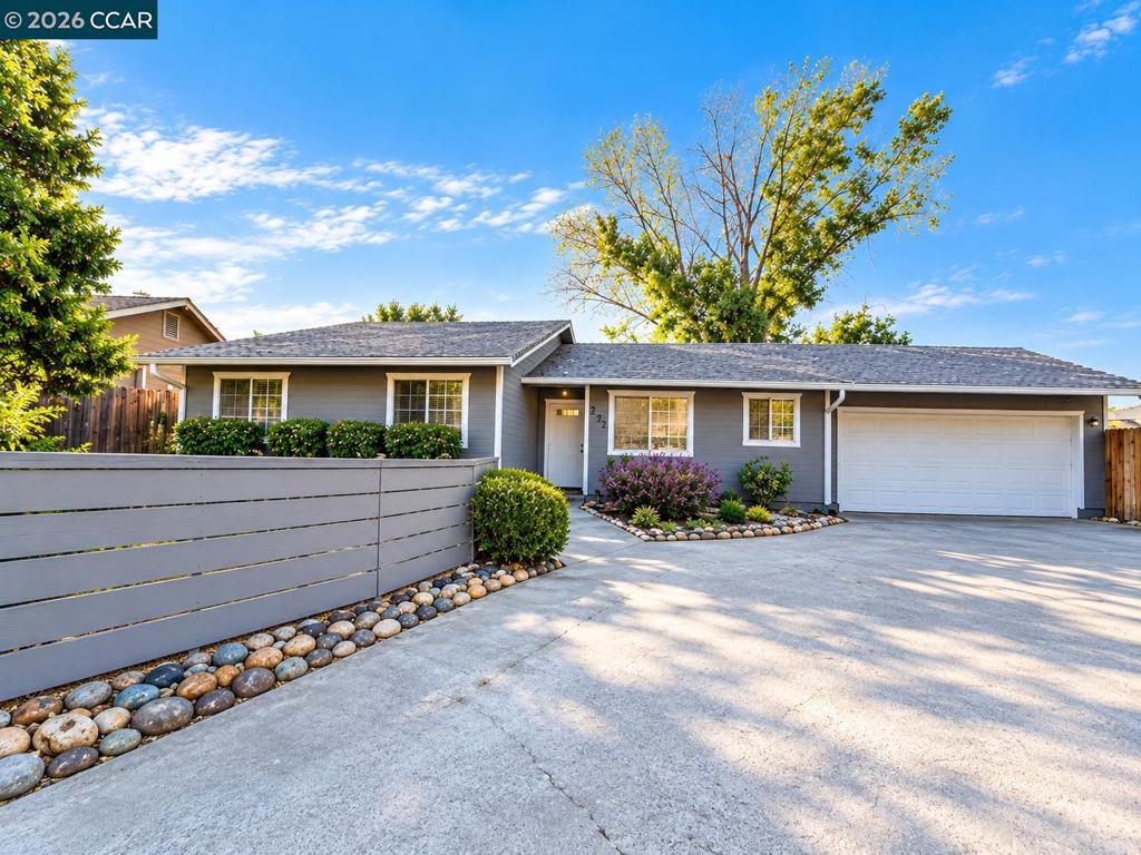 272 Toyanza Ct. Property Photo 1