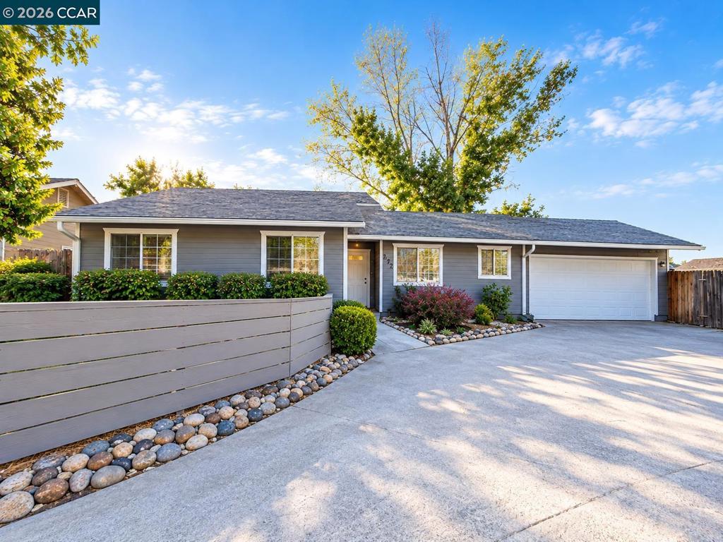 272 Toyanza Ct. Property Photo 2