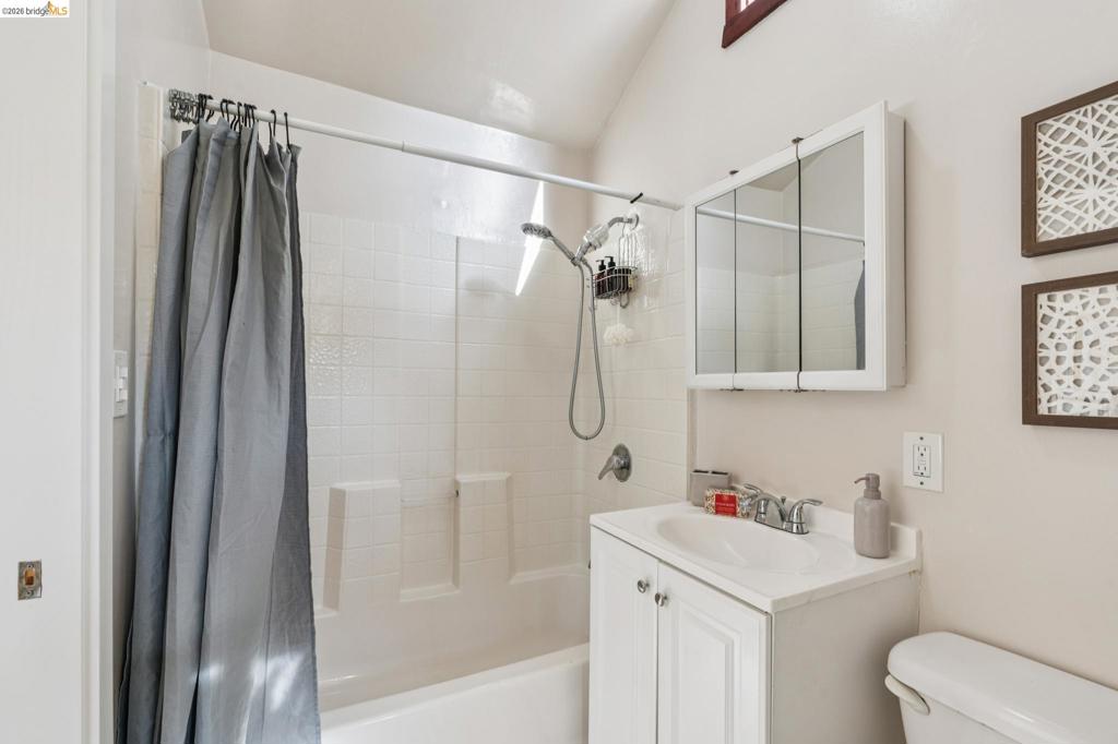 1322 Bancroft Way Property Photo 27