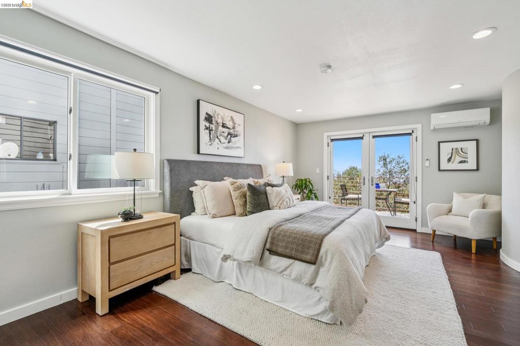 1394 Queens Rd Property Photo 42