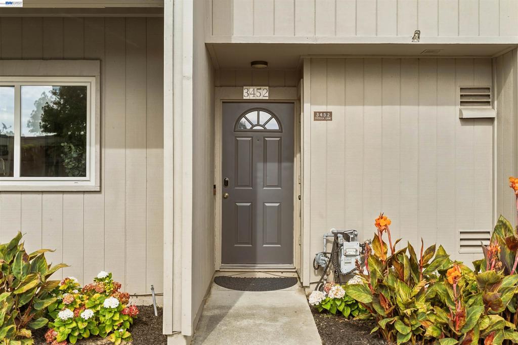 3452 Capella Lane Property Photo 2
