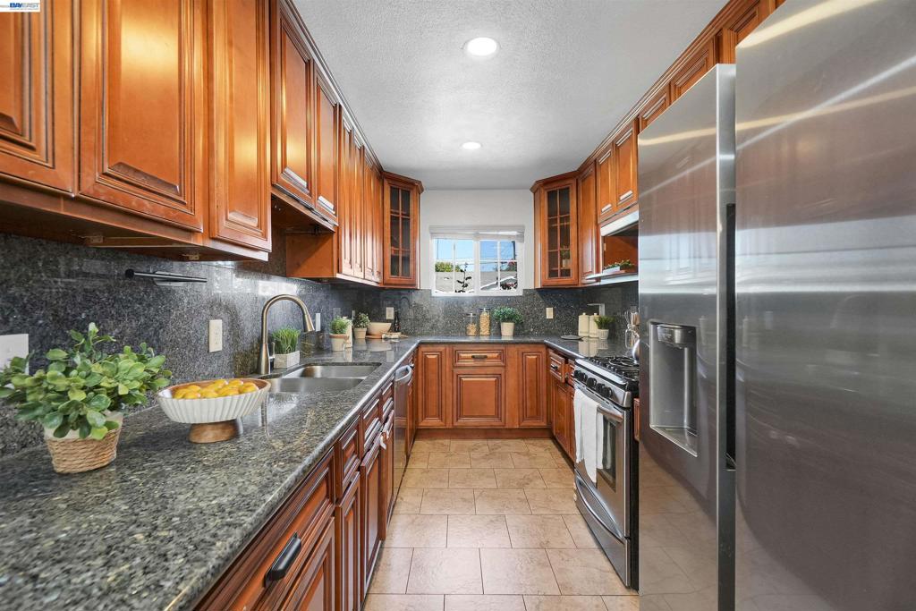 1172 Huron Ln Property Photo 19