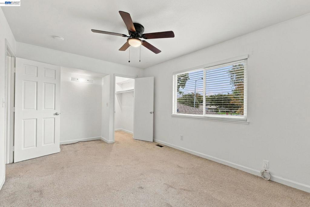 2201 Partridge Way 2 Property Photo 13