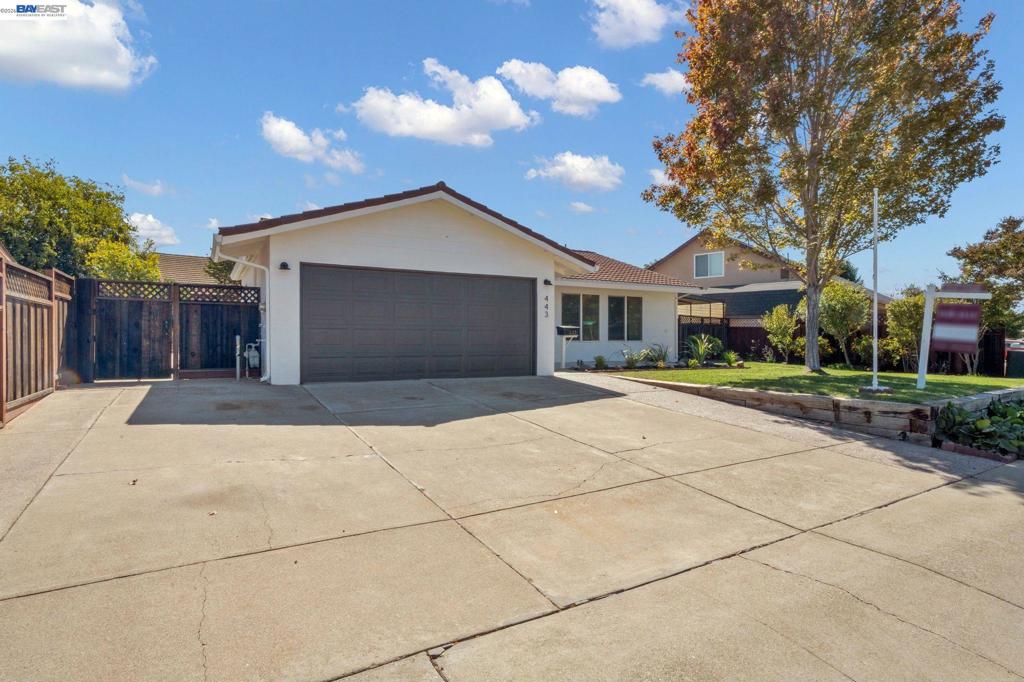 443 Colusa Way Property Photo 1