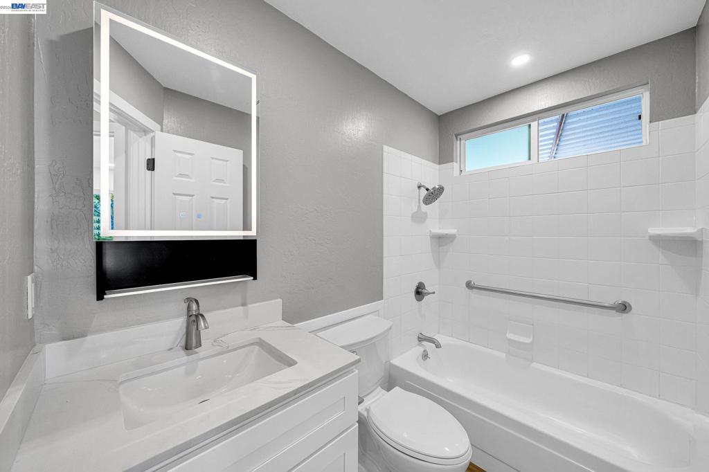 443 Colusa Way Property Photo 19