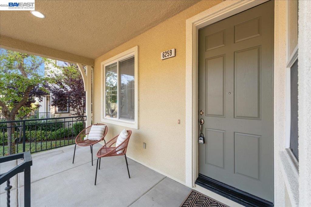 6259 Byron Ln Property Photo 3