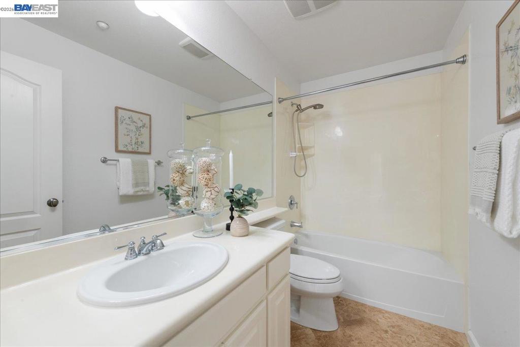 6259 Byron Ln Property Photo 32