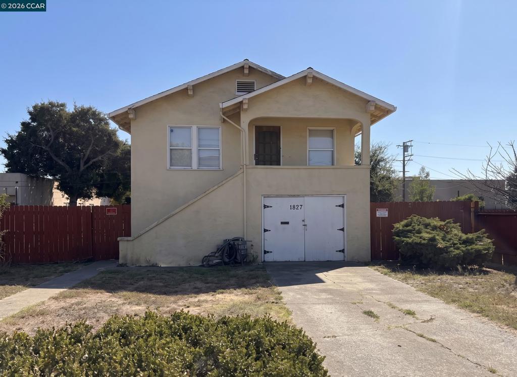 1827 Carolina St Property Photo 1