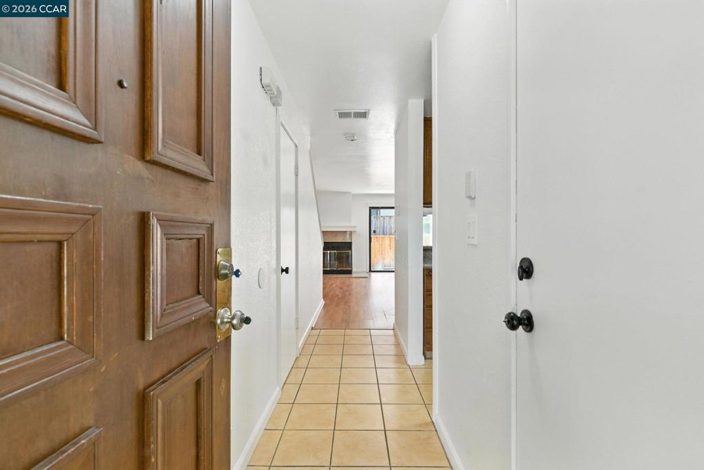 128 Peppermill Ln Property Photo 5