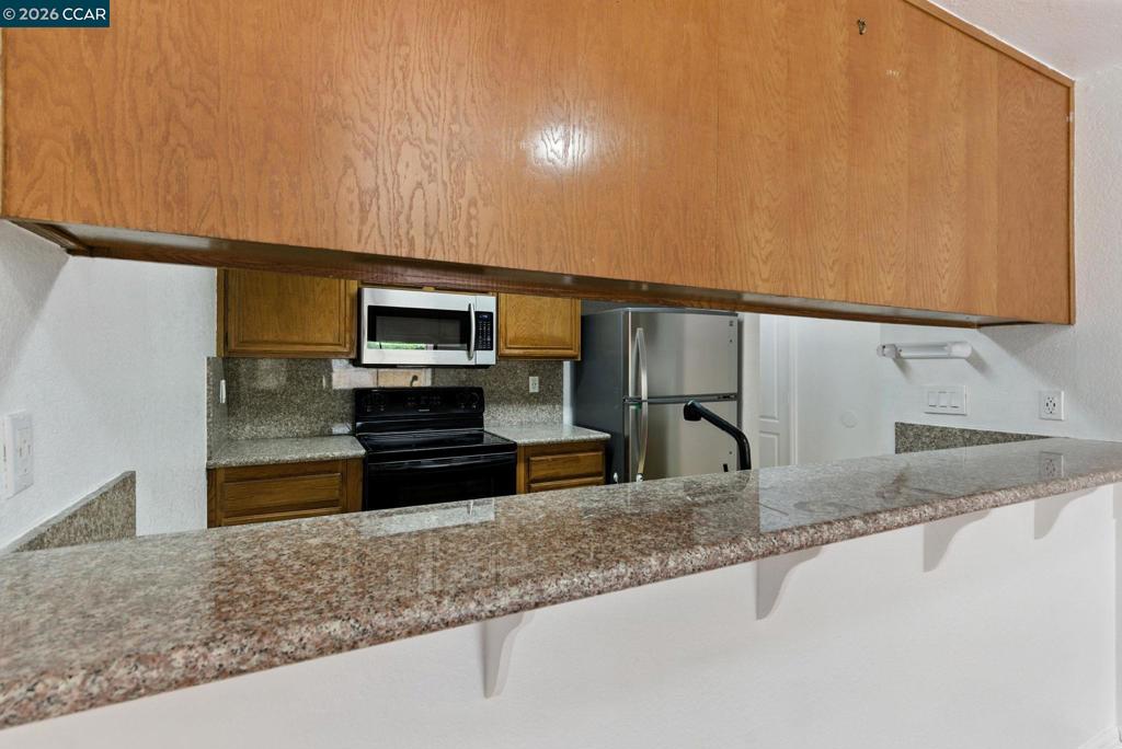 128 Peppermill Ln Property Photo 11