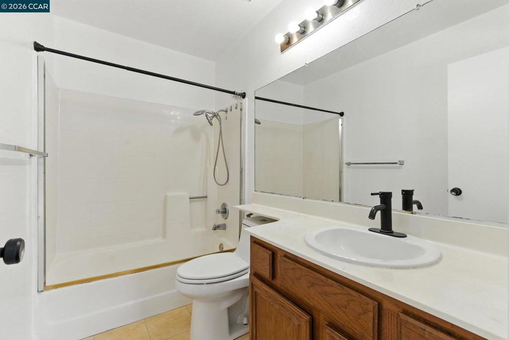 128 Peppermill Ln Property Photo 17
